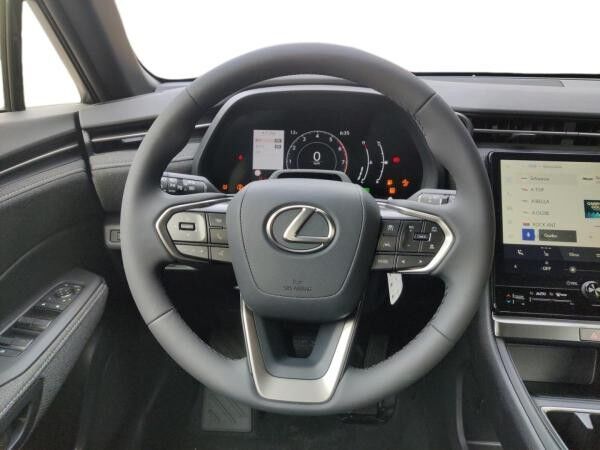 Lexus LBX inkl. Komfort Paket | sofort verfügbar in Leipzig