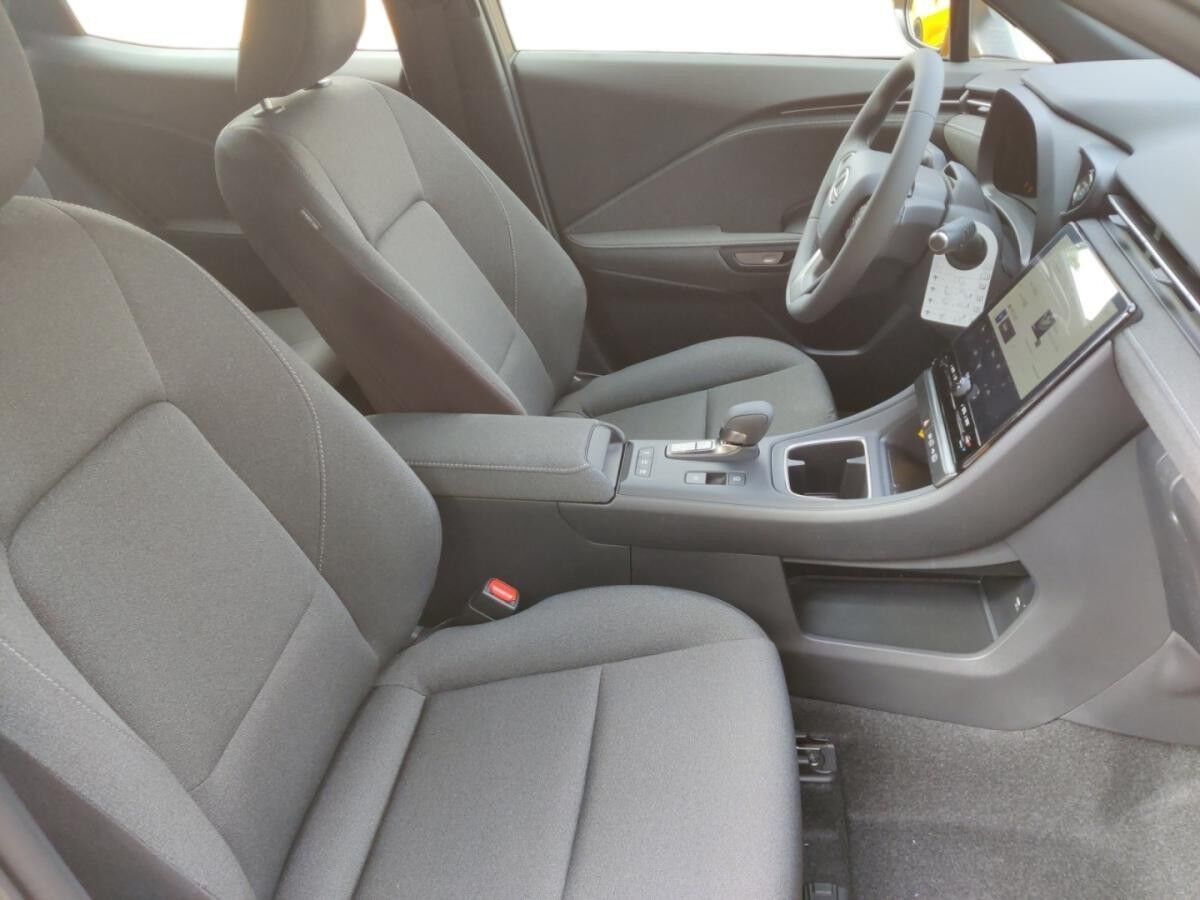 Lexus LBX inkl. Komfort Paket | sofort verfügbar in Leipzig Lexus LBX inkl. Komfort Paket | sofort verfügbar in Leipzig