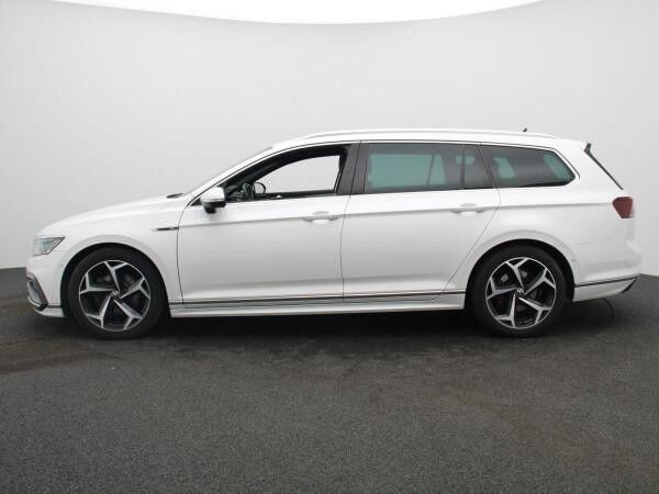 Volkswagen Passat Variant R-Line 2.0TDI 4M DSG/ Matrix, AHK