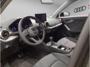 Audi Q2 35 TDI quattro LED Navi AHK Kamera