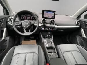 Audi Q2 35 TDI quattro LED Navi AHK Kamera