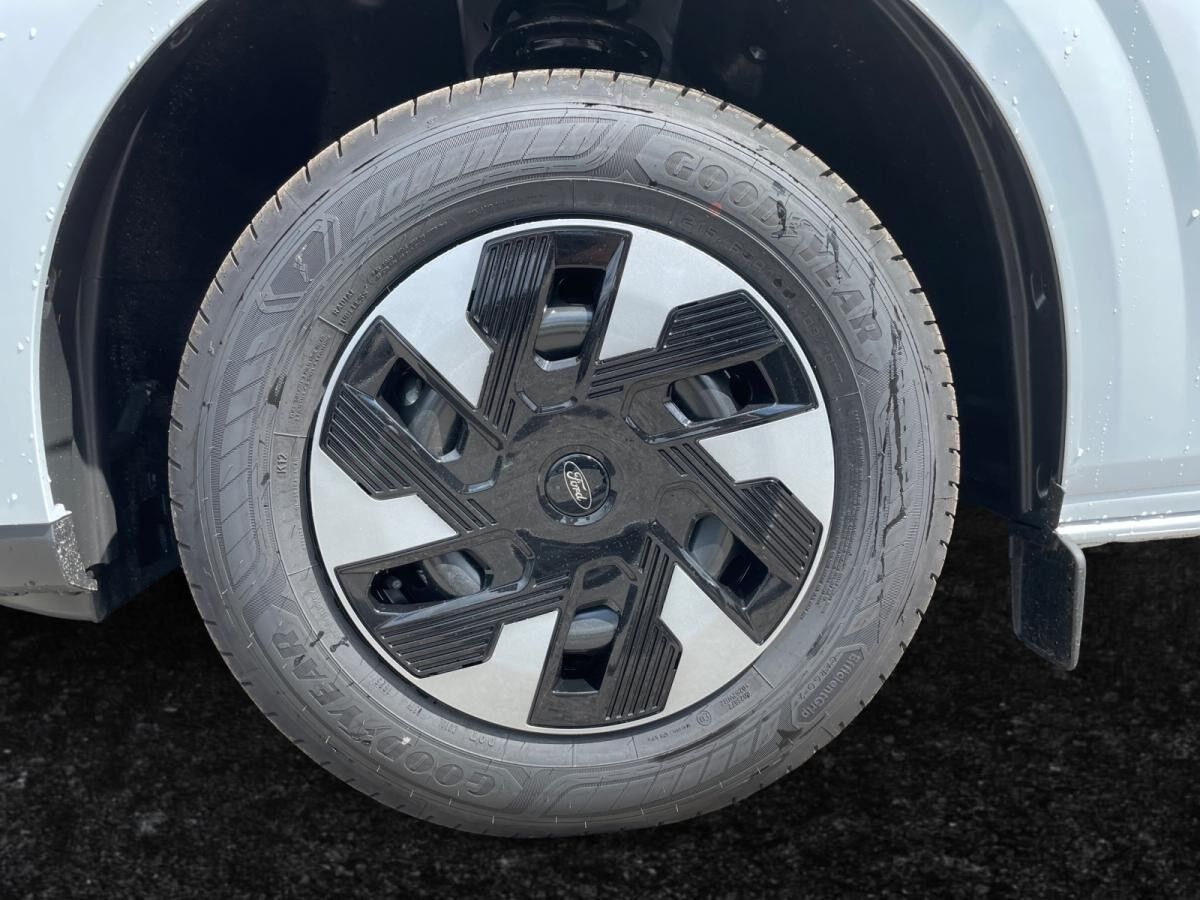 Ford Transit Custom ⚡️🔥 Ford Transit Custom PHEV 233 PS🔋 – Blitzangebot! 🔥⚡️ Exclusive Sonderkonditionen 🚗⚡️