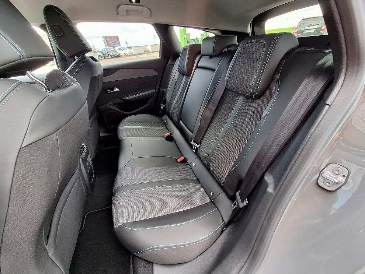 Peugeot 308 SW Allure PureTech130 EAT8 !BLACKDEAL!