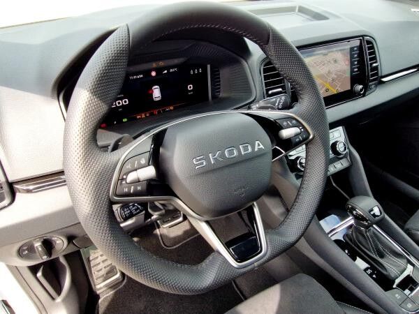 Skoda Karoq 2.0 TDI Sportline DSG Matrix Navi AHK Klimaautom🚀Sofort-Verfügbar🚀Autohaus-Schandert Top-Deal✨