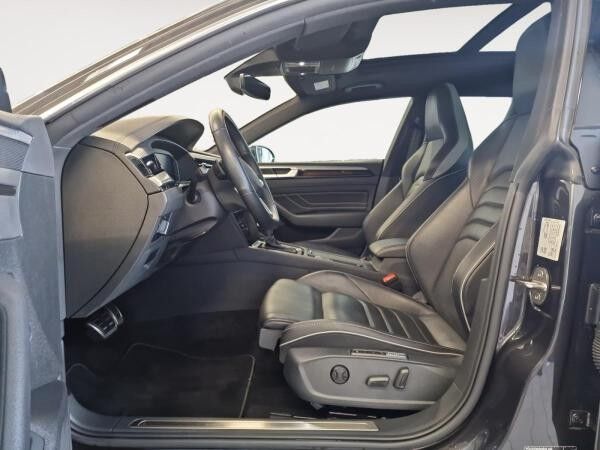 Volkswagen Arteon Shooting Brake 2.0 TDI R-Line Matrix 360