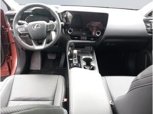 Lexus NX 450h+ Executive Line | inkl. Interieur- & Technik-Paket | Sonderlackierung | sofort verfügbar in Leipzig Lexus NX 450h+ Executive Line | inkl. Interieur- & Technik-Paket | Sonderlackierung | sofort verfügbar in Leipzig