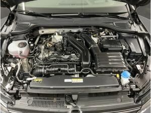 Volkswagen Golf VIII (Kamera.Einparkhilfe.Light Assist.Navi.LED) 1.5 TSI