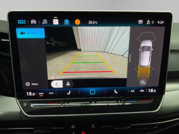 Volkswagen Golf VIII (Kamera.Einparkhilfe.Light Assist.Navi.LED) 1.5 TSI