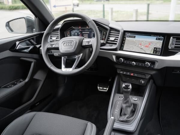 Audi A1 allstreet 35 TFSI  S line Int. ACC LED Navi virtual Kamera privacy