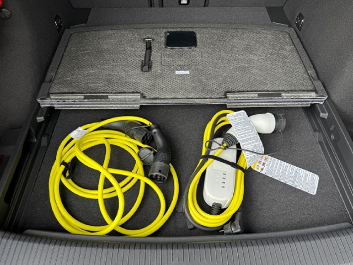 Volkswagen ID.7 Pro 82kWh *MATRIX*EASYOPEN*H&K*DCC* Volkswagen ID.7 Pro 82kWh *MATRIX*EASYOPEN*H&K*DCC*