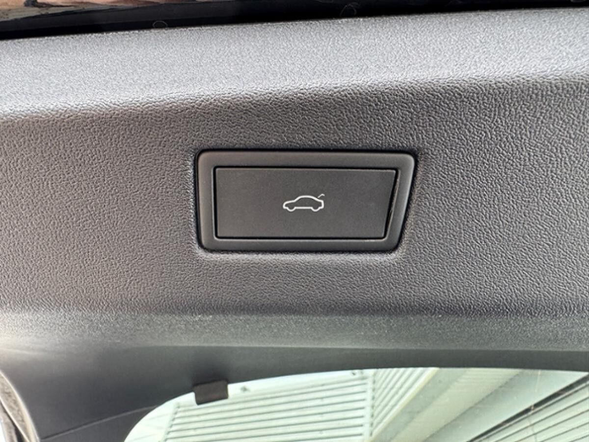 Volkswagen ID.7 Pro 82kWh *MATRIX*EASYOPEN*H&K*DCC* Volkswagen ID.7 Pro 82kWh *MATRIX*EASYOPEN*H&K*DCC*