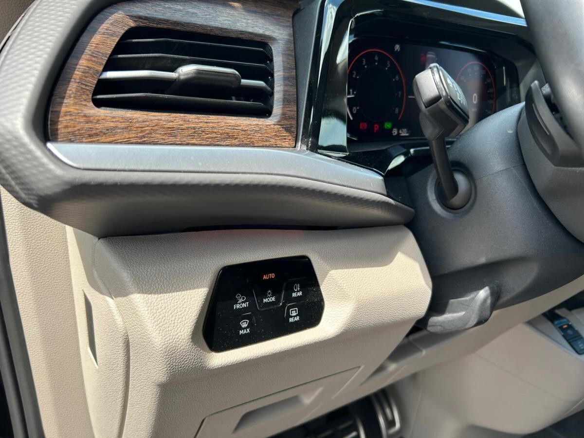 Volkswagen Multivan Style LÜ 2,0TSI TRAVEL AREAVIEW