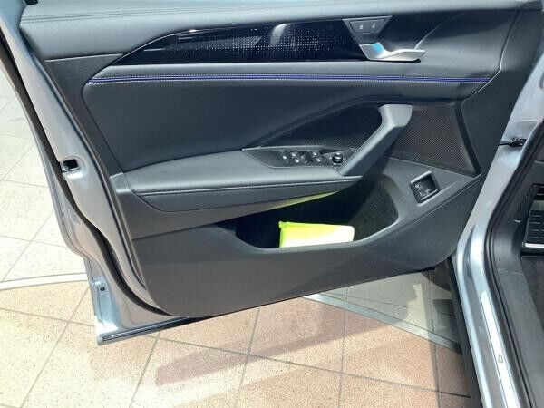 Volkswagen Tiguan R-Line 1,5 l eHybrid OPF / 6-Gang-DSG"SOFORT VERFÜGBAR"