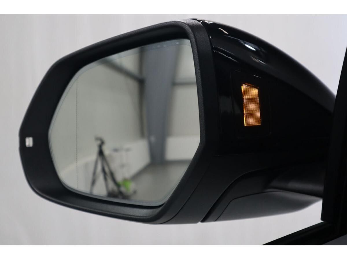 Audi RS Q8 4.0 TFSI*FACELIFT*UPE171*B&O*Massagesitze*Matrix-LED Audi RS Q8 4.0 TFSI*FACELIFT*UPE171*B&O*Massagesitze*Matrix-LED