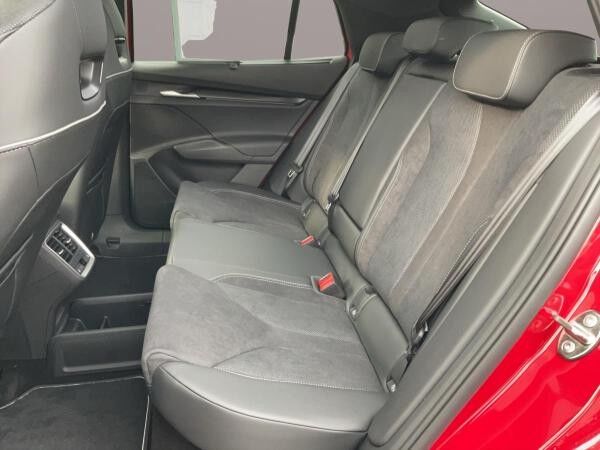 Skoda ENYAQ Coupé 85 Sportline Modell 2026 !!!  82 kWh Batterie Ausstattung Maxx + AHZV + Winterpaket + CANTON S