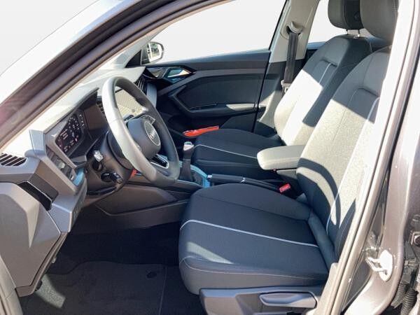 Audi A1 Sportback 25 TFSI advanced / SOFORT VERFÜGBAR !