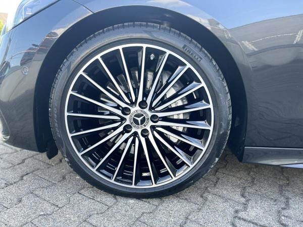 Mercedes-Benz C 300 d AMG+AHK+Distr+Burmester+KeyGo+HeadUp+19"