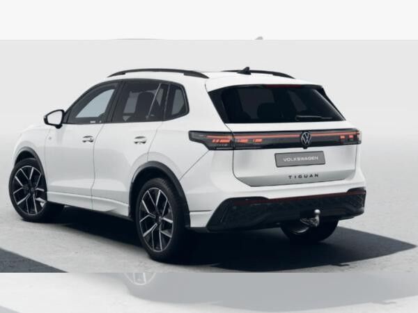 Volkswagen Tiguan R-Line 1,5 TSI 150 PS  DSG AHK H+K Black Style