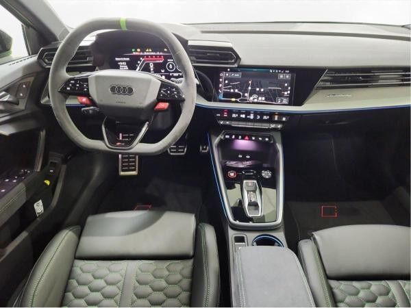 Audi RS3 Sportback Matrix LM 19" Navi RFK Leder Sonos