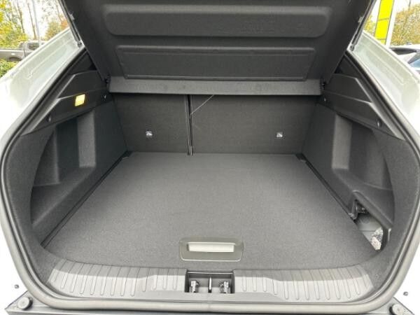 Renault Arkana TECHNO E-Tech Full Hybrid 145 Navi digitales Cockpit LED ACC Apple CarPlay