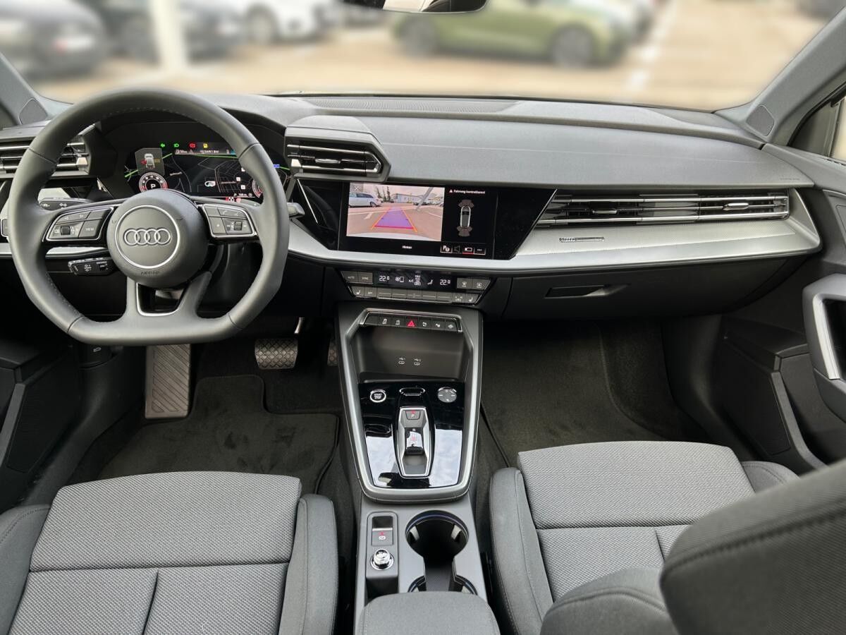 Audi A3 Sportback advanced 30 TFSI S tronic ,PDC,Kam.