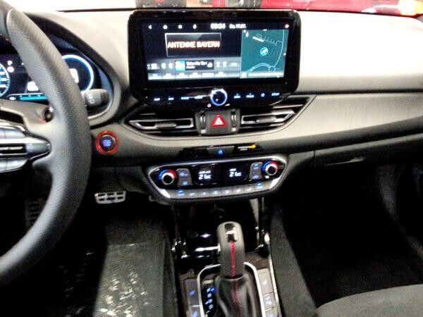 Hyundai i30 1.5 T-GDI 48V N Line KAMERA|NAVI|PDC|SHZ