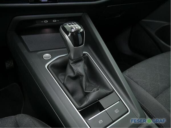 Volkswagen Golf 8 Life 1.0 TSI Navi Pano Kamera