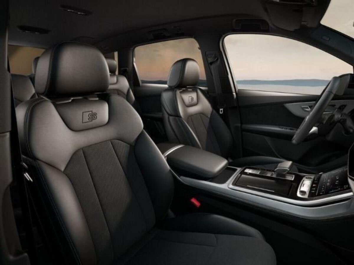 Audi Q7 SUV S line business TDI qu. AHK*7Sitze*WR*B&O*