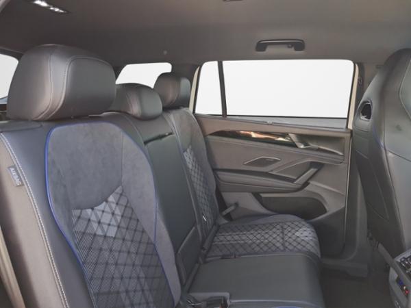 Volkswagen Tayron 2.0 TDI 4Mo DSG R-LINE+AHK+BLACKSTYLE+MAT