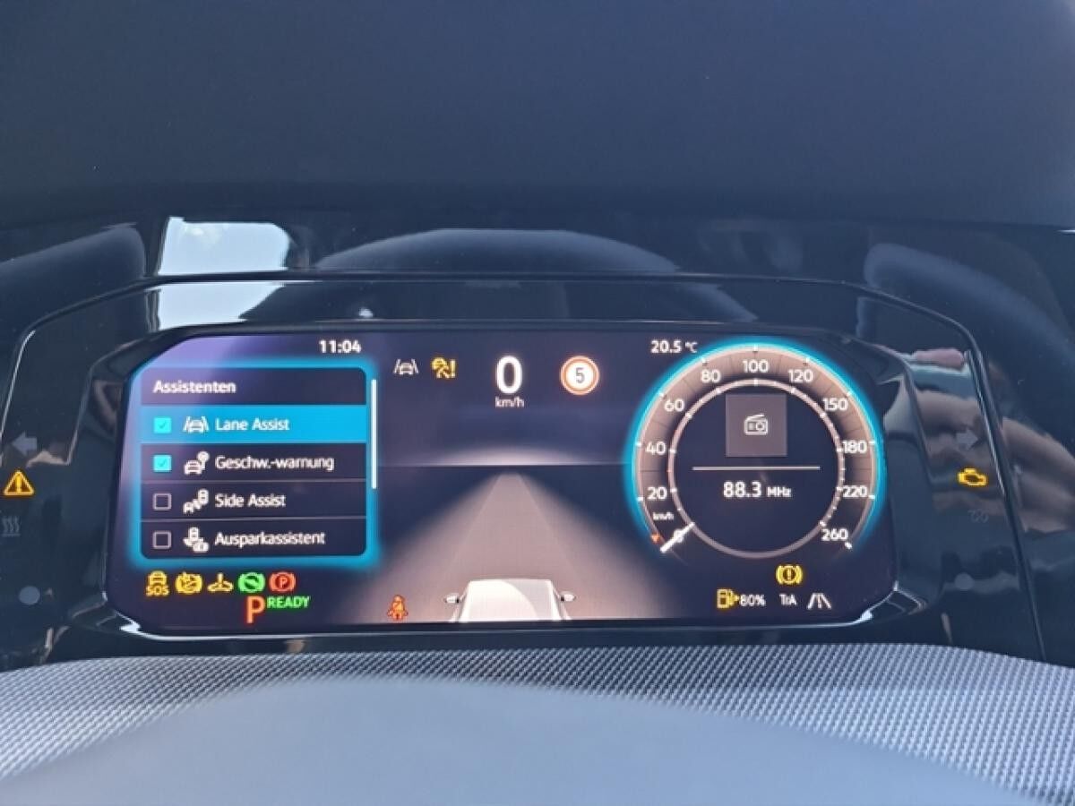 Volkswagen Golf 1.5 eTSI DSG R-Line+WR+BLACKSTYLE+NAVI+HARM