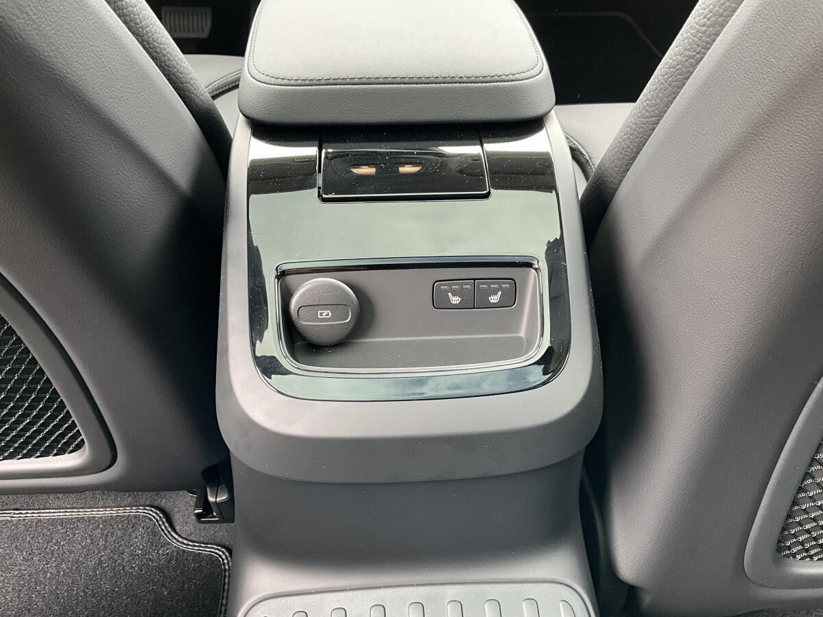 Volvo V90 T6 Plus Dark Plug in Hybrid *Sofort Verfügbar*