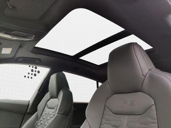 Audi RS Q8 SUV performance Massage*305kmh*FahrwerkAdv