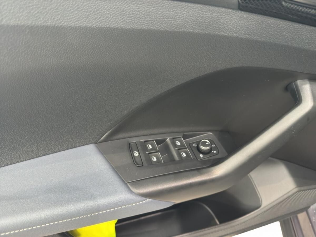 Volkswagen T-Cross 1.0 TSI DSG Style **Nur bis zum 08.10.2025**