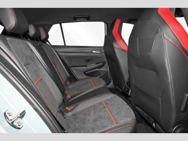 Volkswagen Golf VIII 2.0 TSI DSG GTI Clubsport Black Style