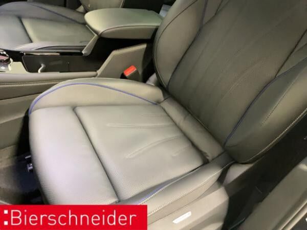 Volkswagen Tiguan R-Line 2.0 TDI DSG 4M. *AHK/PANO/STHZG/WR*