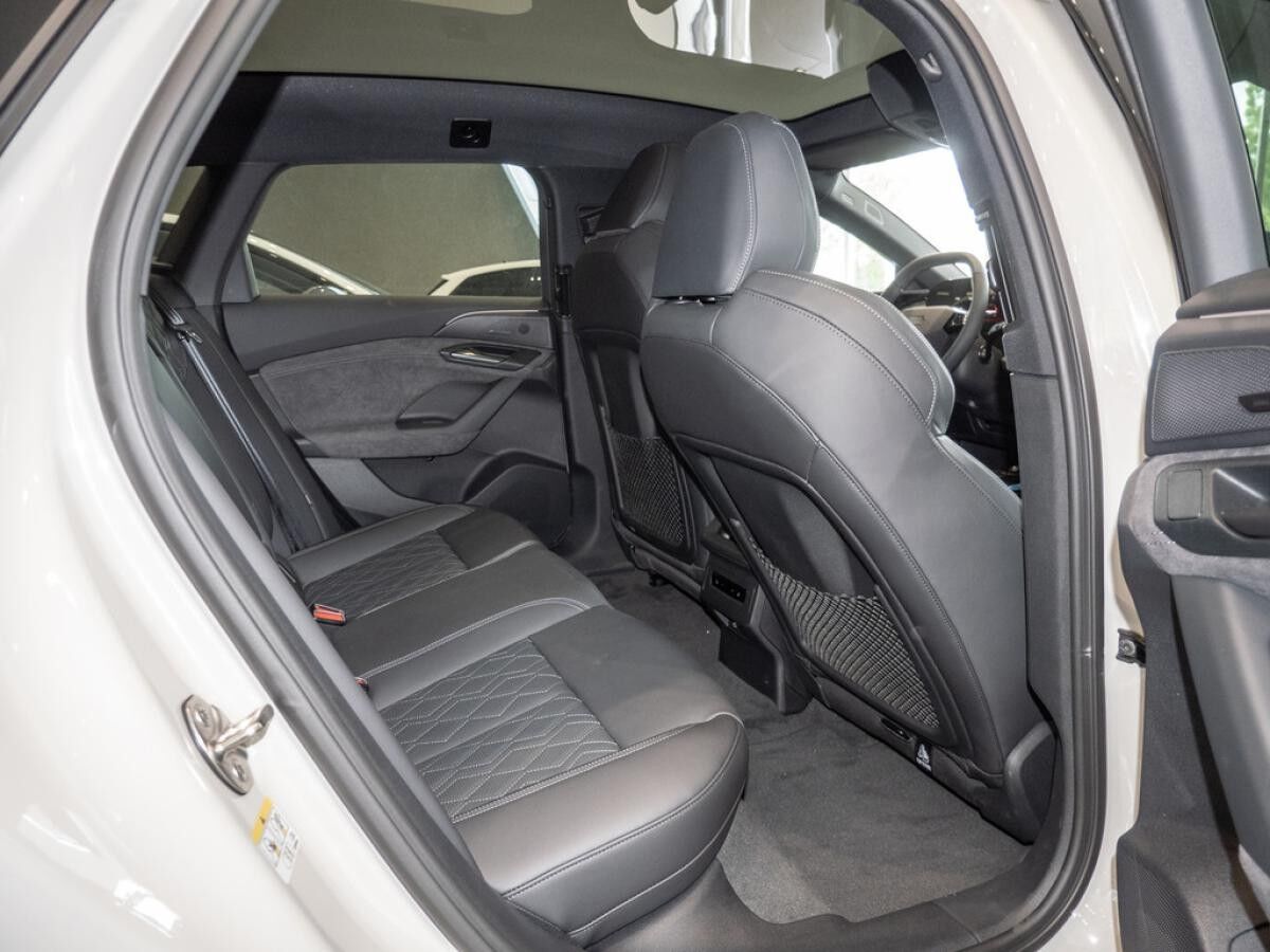 Audi S6 quattro edition one beige