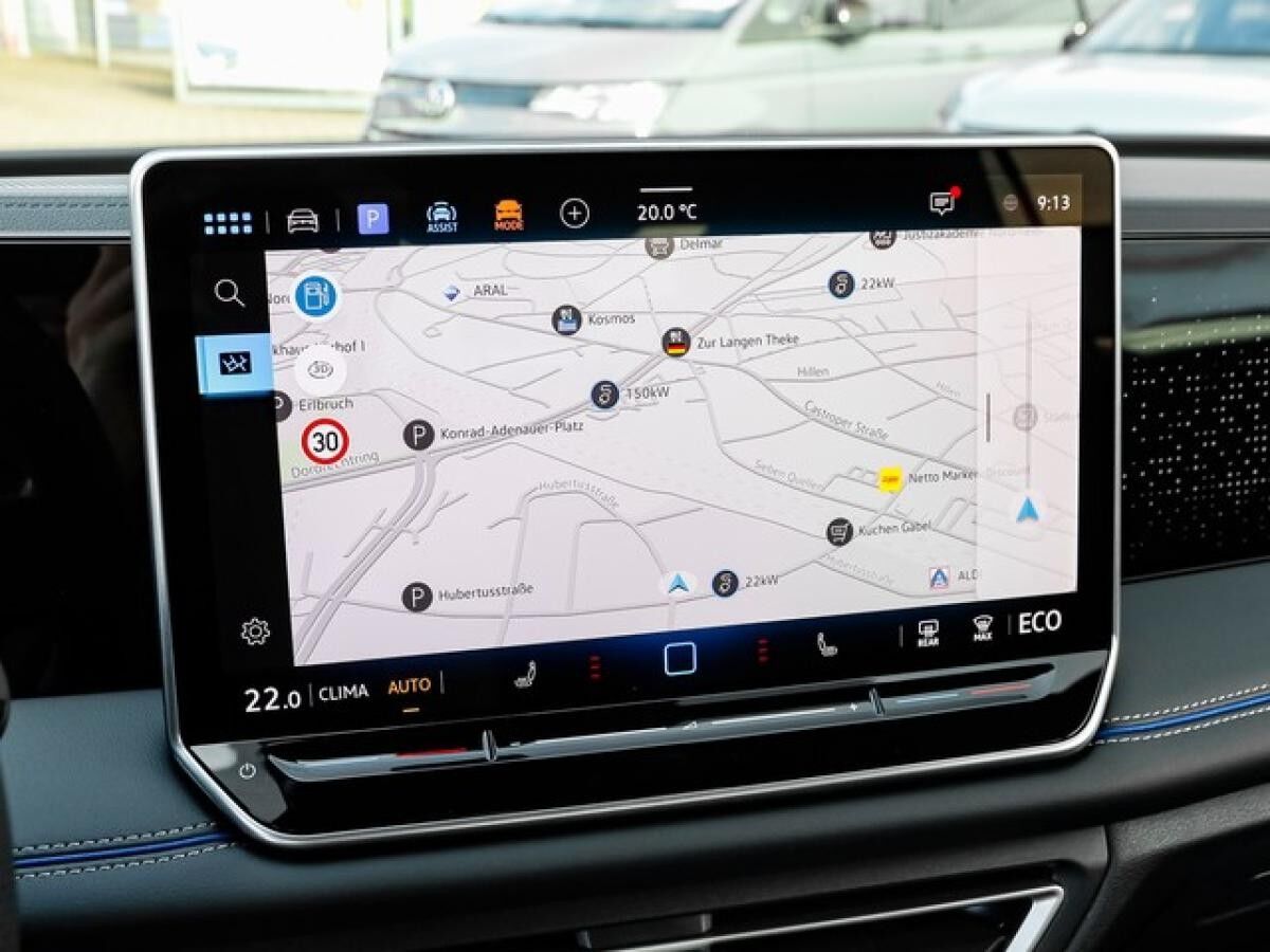 Volkswagen Tiguan "R-LINE" 1,5 l eHybrid 6-Gang DSG AHK-WKR-IQ-DRIVE-LM20-MATRIX-BLACK-STYLE