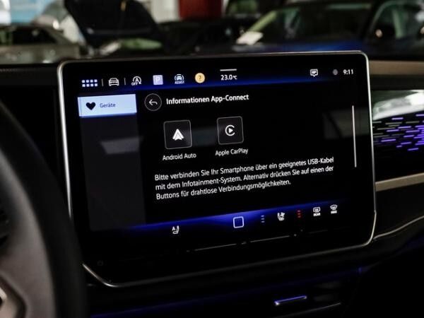 Volkswagen Passat Business 1,5 eTSI DSG Business ACC AreaView AHK LED Navi