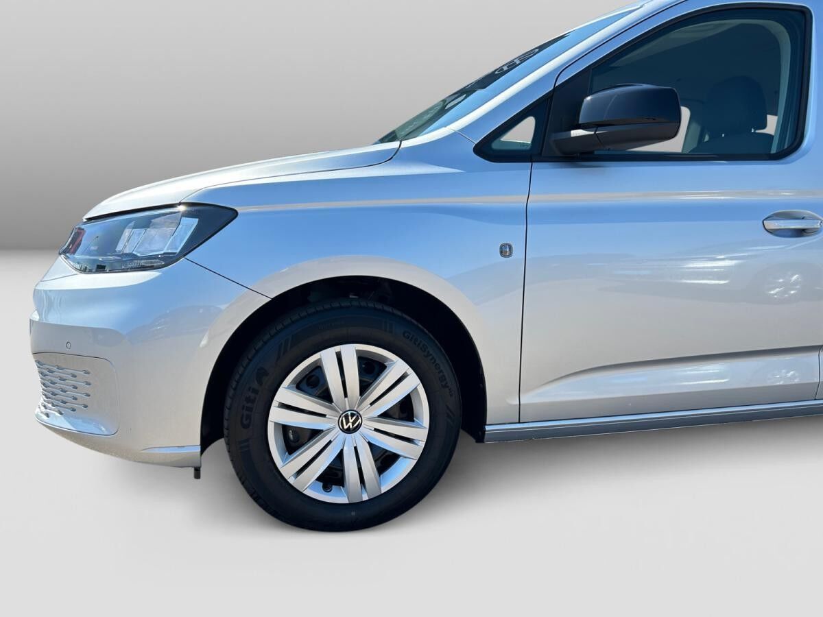 Volkswagen Caddy 1,5TSI KAMERA AHK FLÜGEL SITZH