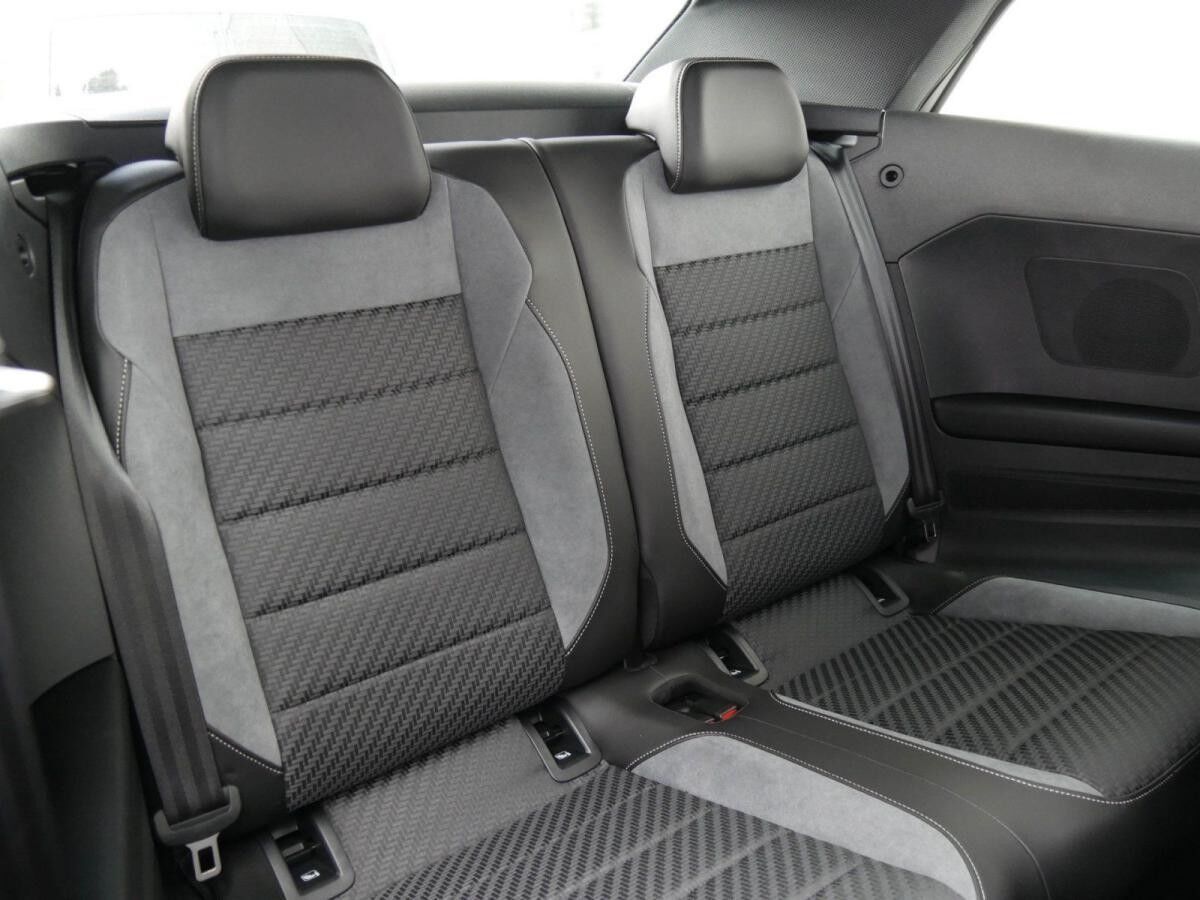 Volkswagen T-Roc Cabriolet R-Line 1.5 TSI DSG Navi Lagerwagen !