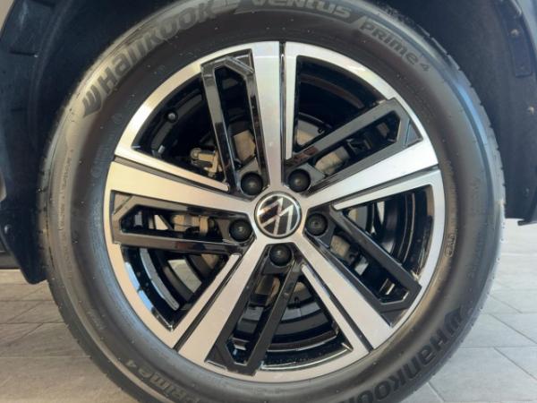 Volkswagen Caddy Dark Label 2.0 TDI 90 KW 4-Motion *AHK*LED*Navi