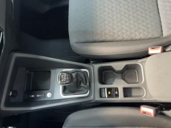 Volkswagen Caddy Dark Label 2.0 TDI 90 KW 4-Motion *AHK*LED*Navi