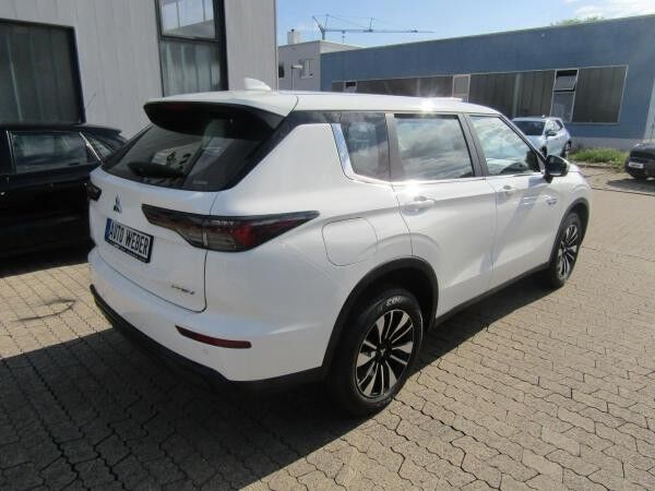Mitsubishi Outlander PHEV BASIS NAVI LED KAMERA