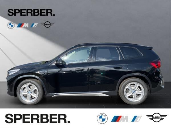 BMW iX1 xDr.30 xLine,Travel Pkt.,Lenkradhzg.,AHK,Aktivsitz,uvm.