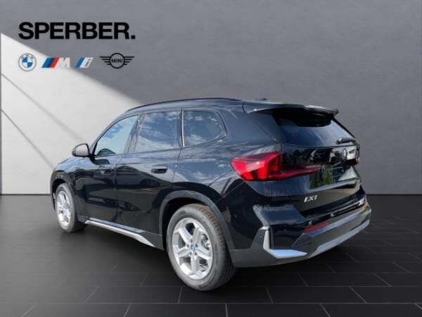 BMW iX1 xDr.30 xLine,Travel Pkt.,Lenkradhzg.,AHK,Aktivsitz,uvm.