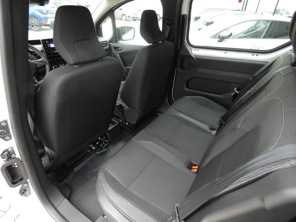 Renault Kangoo Doppelkabine Start L2 Blue dCi95 MY24 "AHK"