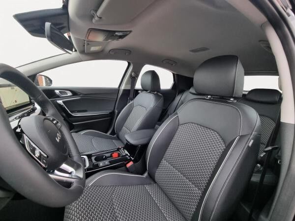 Kia XCeed 1.5T DCT7 VISION | KOMFORT | NAVI | LED |
