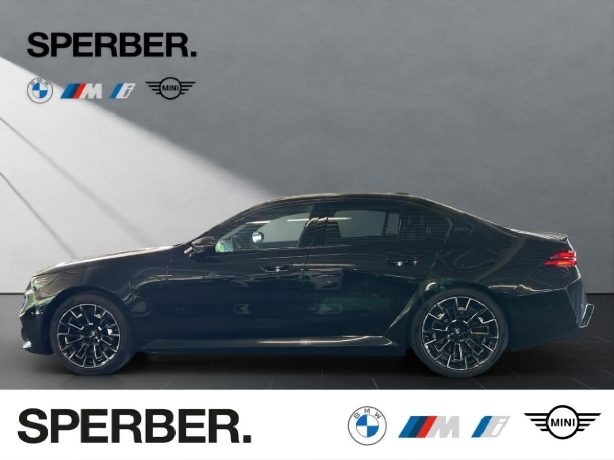 BMW M5 Limo.Driv.Ass.Prof,Comf. Pkt.,AHK,M Carbon Ext. Pkt.,uvm.