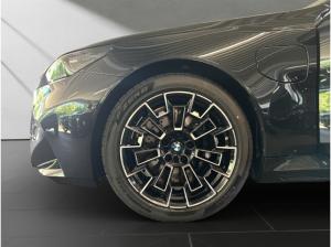 BMW M5 Limo.Driv.Ass.Prof,Comf. Pkt.,AHK,M Carbon Ext. Pkt.,uvm.