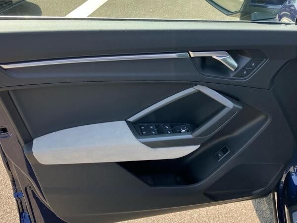 Audi Q3 S line 35 TFSI MMI LED AHK Abstandstempomat